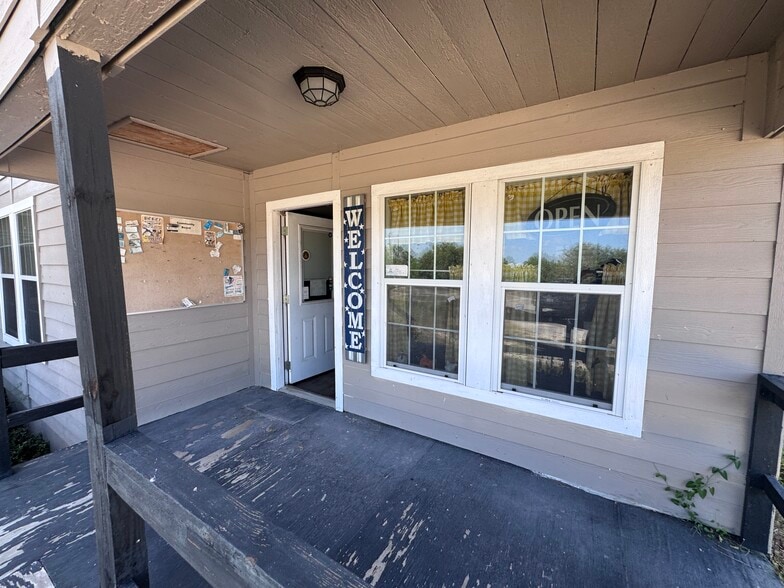 More Photos Of 252 FM 3162, Sandia Restaurant For Sale