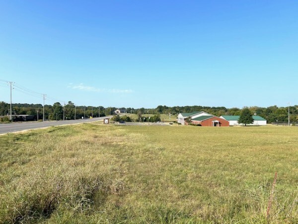 More Photos Of 900 South Ellington Parkway, Lewisburg Land For Sale