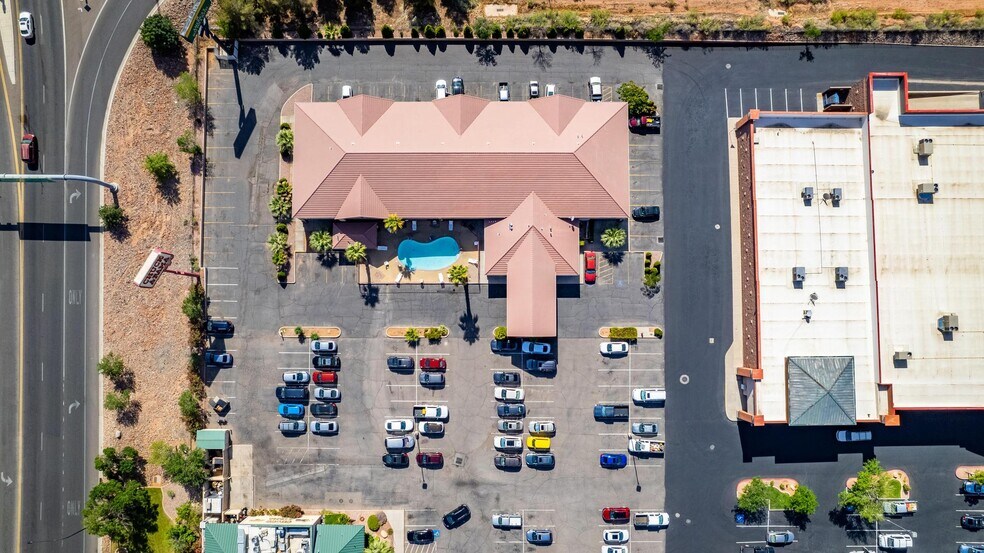 More Photos Of 260 W Main St, Vernal Hotel For Sale