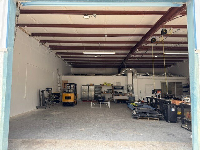 More Photos Of 1775 Huntington Ln, Rockledge Healthcare For Lease