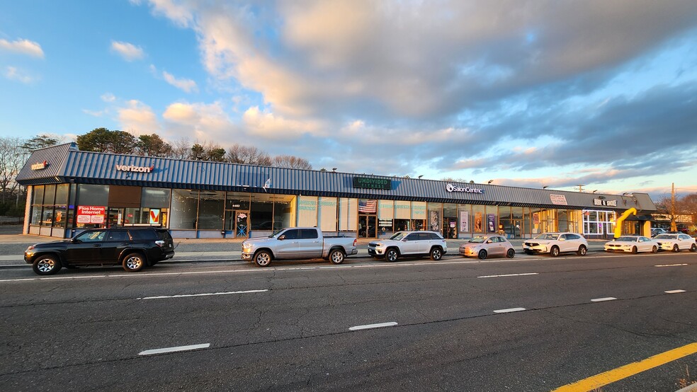 Primary Photo Of 4481-4517 Sunrise Hwy, Bohemia Storefront For Sale