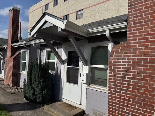 More Photos Of 1230 Chemeketa St NE, Salem Apartments For Sale