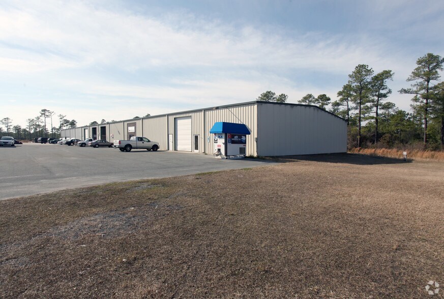 More Photos Of 3846 George II Hwy, Southport Warehouse For Lease