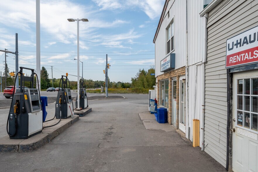 More Photos Of 15995 ON-12 Hwy, Scugog Auto Repair For Sale