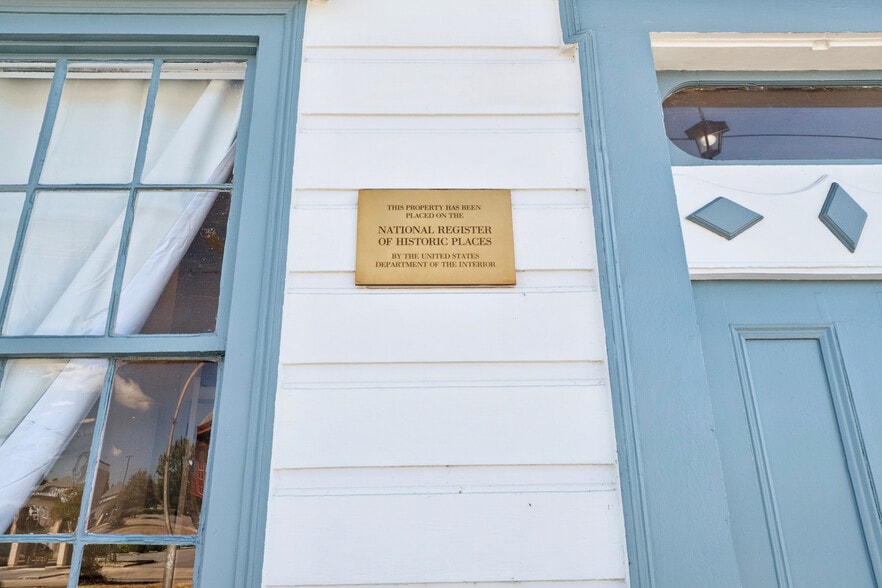 More Photos Of 2404 Saint Claude Ave, New Orleans Specialty For Sale