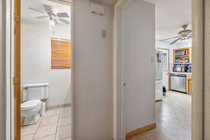 More Photos Of 909 E Noble Ave, Visalia Multifamily For Sale