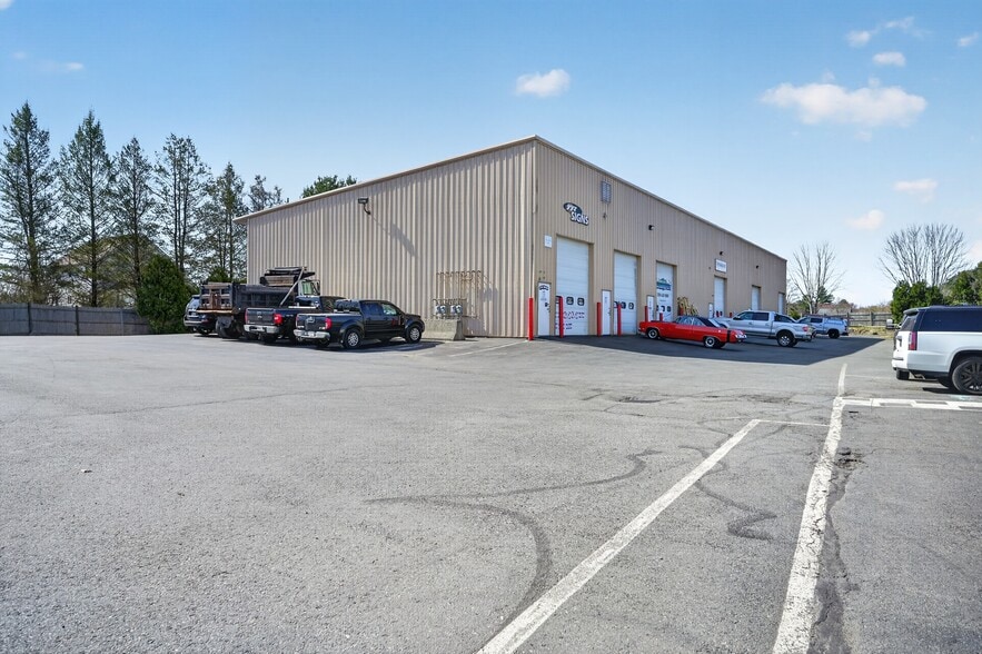 Primary Photo Of 28 Hastings St, Mendon Unknown For Lease