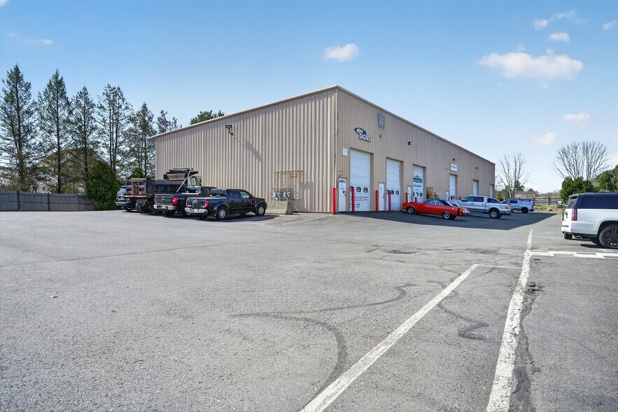 Primary Photo Of 28 Hastings St, Mendon Warehouse For Sale