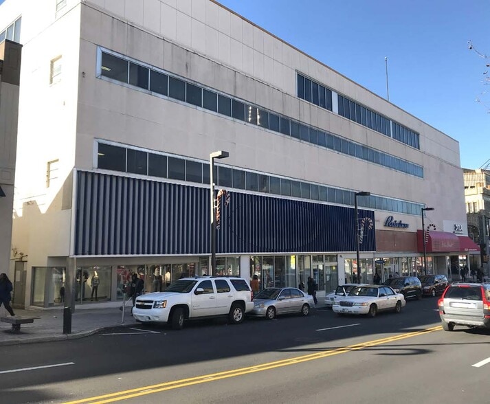 More Photos Of 20-40 S 69th St, Upper Darby Township General Retail For Lease