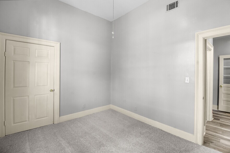 More Photos Of 301 E Henry St, Savannah Multifamily For Sale