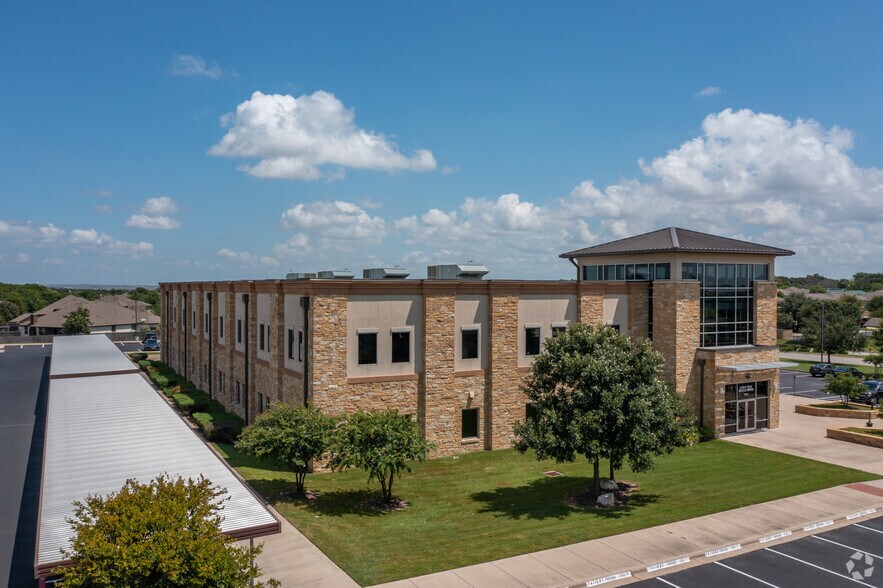 More Photos Of 4112 Links Ln, Round Rock Medical For Lease
