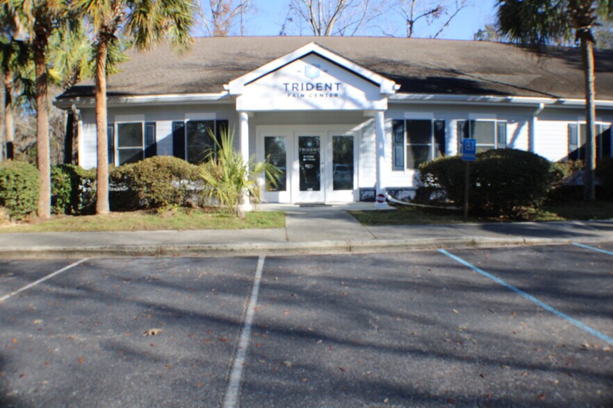 More Photos Of 1930 Charlie Hall Blvd, Charleston Medical For Lease