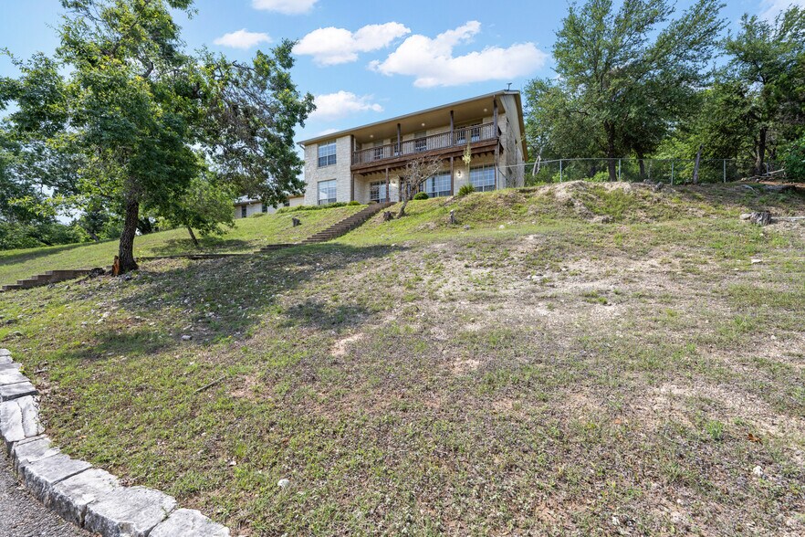 More Photos Of 19019 TX-71, Spicewood Office Residential For Sale