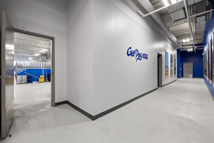 More Photos Of 255 W 20th St, Chattanooga Office For Sale