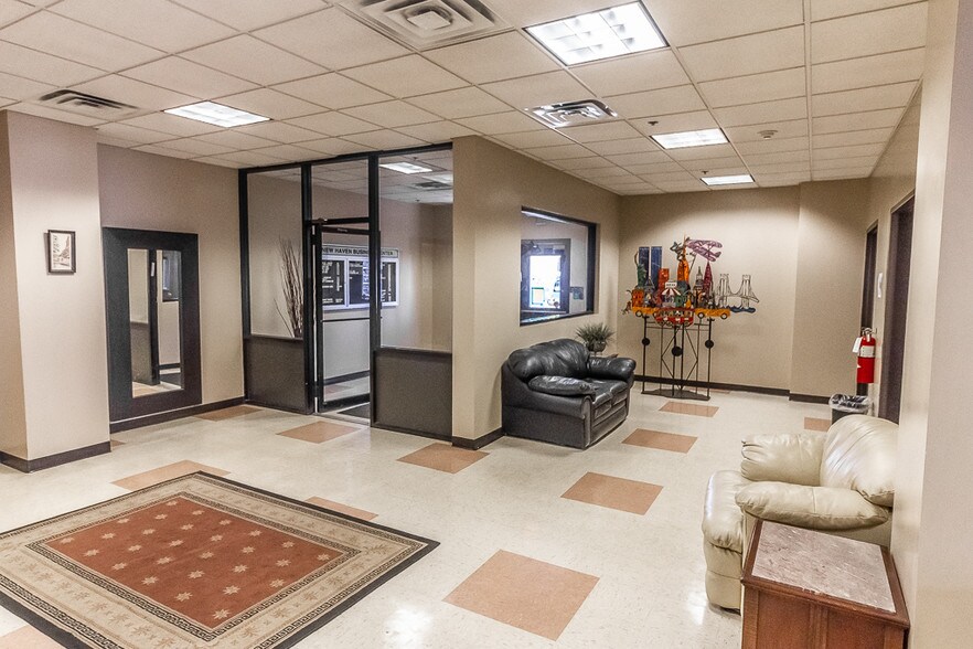 More Photos Of 89-91 Shelton Ave, New Haven Light Manufacturing For Lease