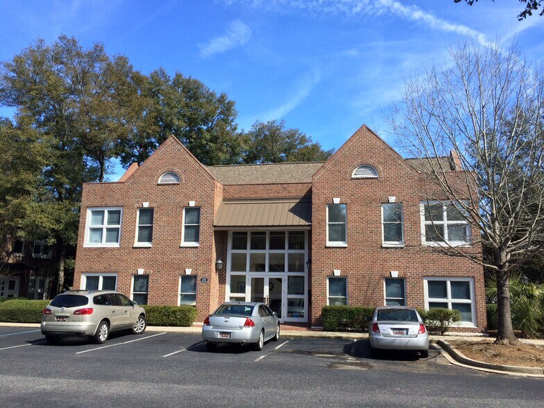 Primary Photo Of 272 W Coleman Blvd, Mount Pleasant Office For Lease