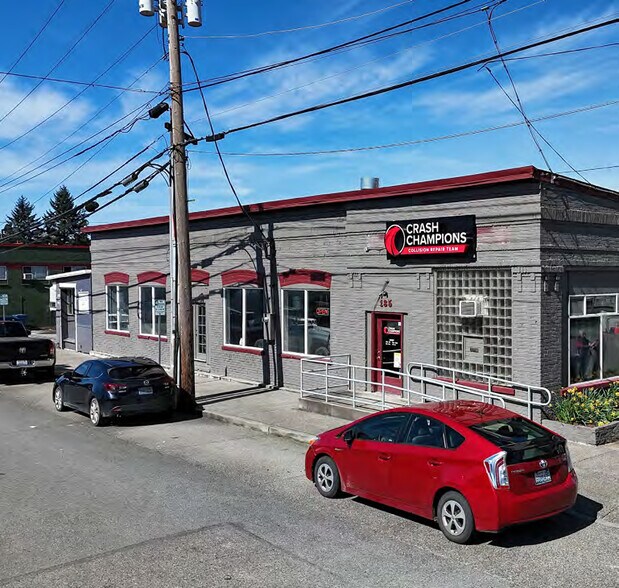 More Photos Of 135 E Hill St, Monroe Auto Repair For Sale