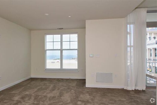 More Photos Of 332 Laskin Rd, Virginia Beach Apartments For Lease