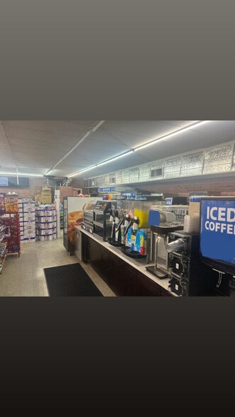 More Photos Of 2581 Sun Acres Blvd, Auburndale Convenience Store For Sale