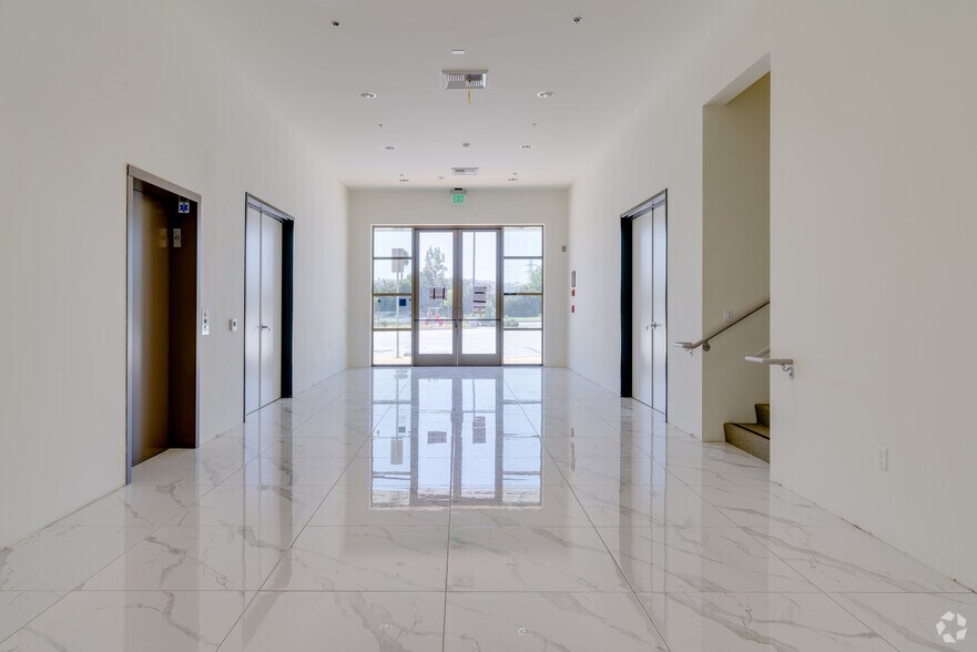 More Photos Of 20659 Valley Blvd, Walnut Office For Lease