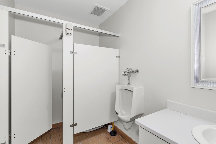 More Photos Of 4049 Allen Station Rd, Augusta Manufacturing For Lease