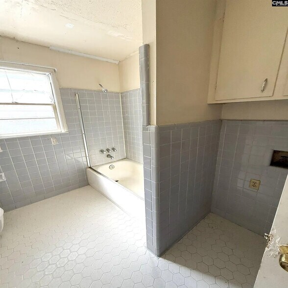 More Photos Of 324 N Parson St, West Columbia Multifamily For Sale