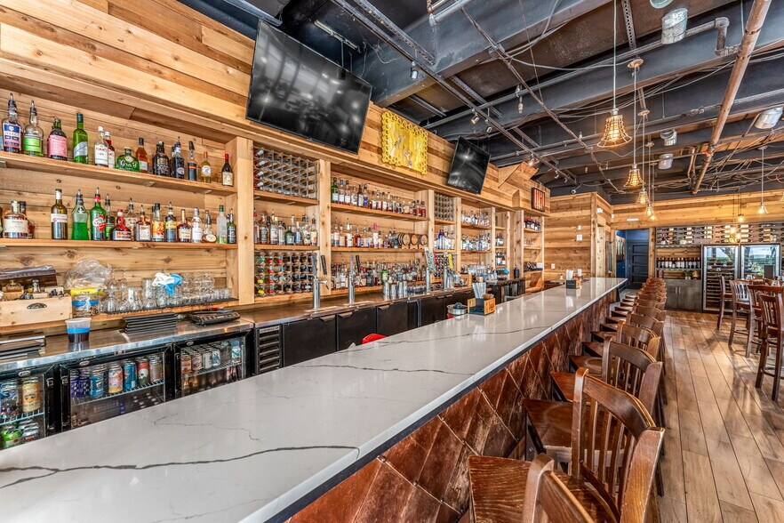 More Photos Of 100 S Eola Dr, Orlando Apartments For Lease