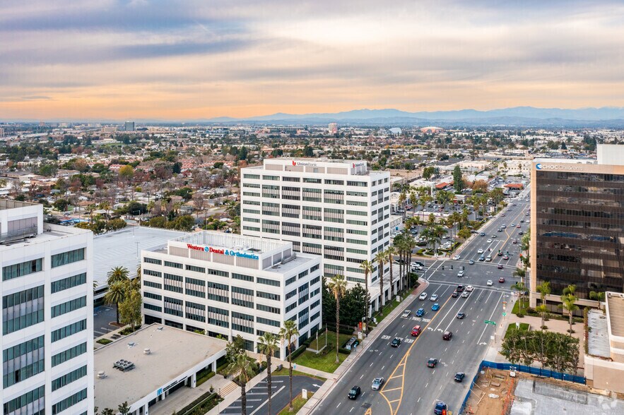 More Photos Of 500 S Main St, Orange Office For Lease