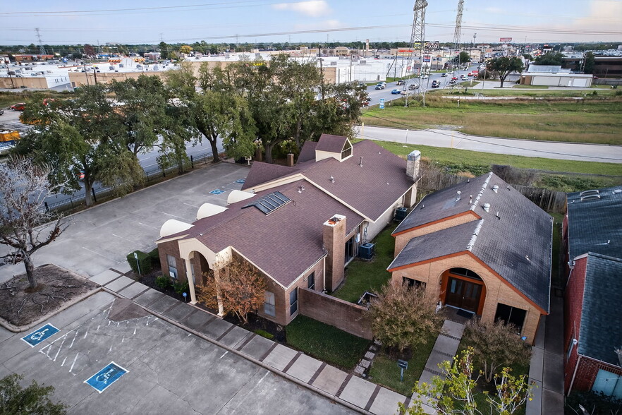 More Photos Of , Houston Office For Sale