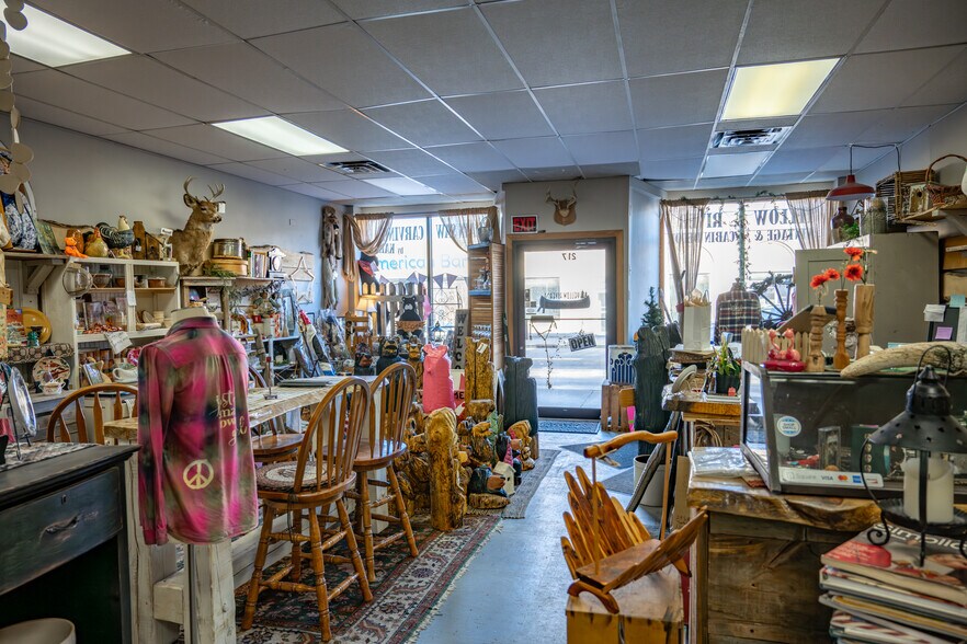 More Photos Of 217 Main St, Necedah General Retail For Sale