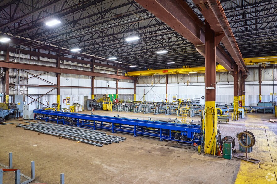 More Photos Of 4522 Wetzel Rd, Liverpool Manufacturing For Lease