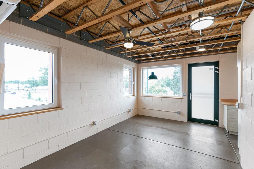 More Photos Of 3800 S Broadway, Englewood Apartments For Lease