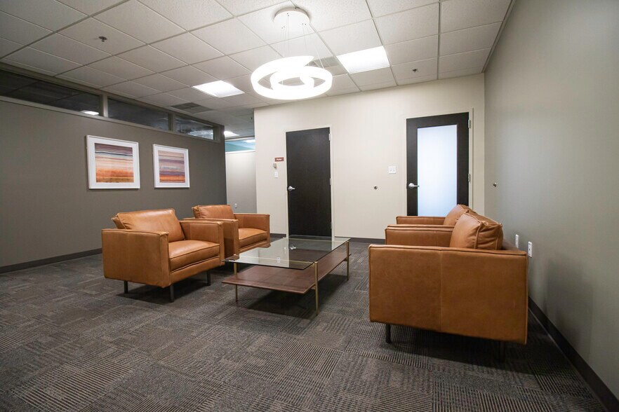 More Photos Of 101 N 4th St, Lafayette Office For Lease