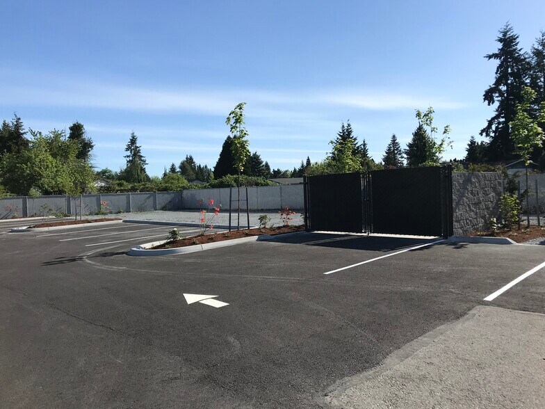 More Photos Of 12421 State Ave, Marysville Office Residential For Lease