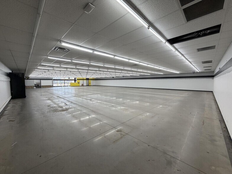 More Photos Of 10893 Nc Highway 211 E, Aberdeen Freestanding For Lease