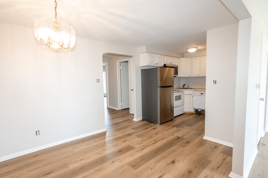 More Photos Of 9901 Niagara Falls Blvd, Niagara Falls Apartments For Sale