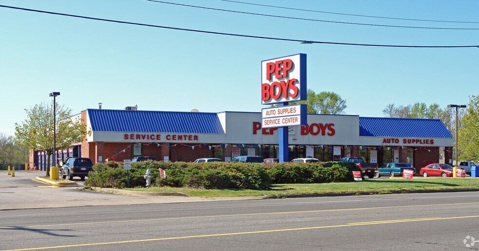 More Photos Of 4507 Nine Mile Rd, Richmond Auto Repair For Lease