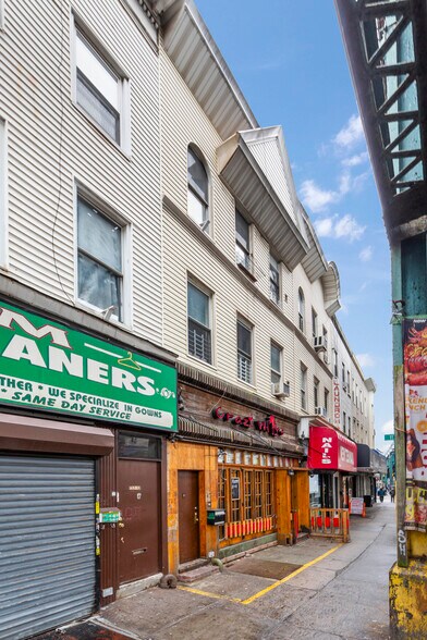 More Photos Of 11710 Jamaica Ave, Richmond Hill Apartments For Sale