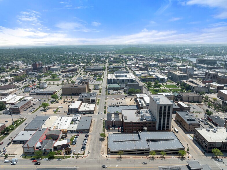 More Photos Of 526 2nd Ave SE, Cedar Rapids Office For Sale