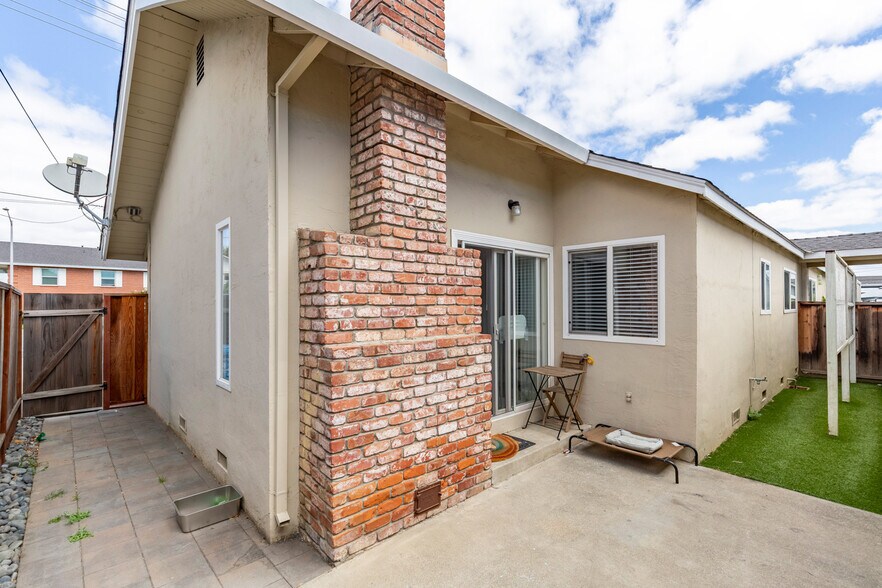 More Photos Of 3451 Princeton Way, Santa Clara Multifamily For Sale