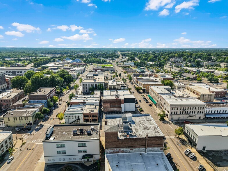 More Photos Of 116 N Church St, Jackson Office For Lease