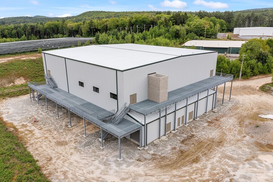 More Photos Of 51 R W Moore Ave, Orange Manufacturing For Sale