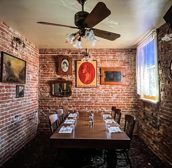 More Photos Of 101 E Bridge Ave, Saratoga Hotel For Sale