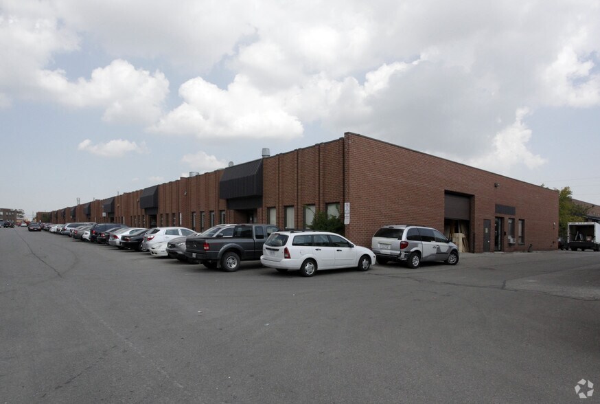 More Photos Of 101 Freshway Dr, Vaughan Flex For Sale