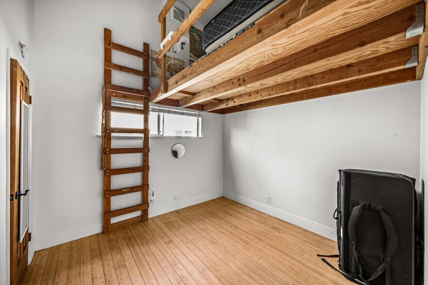 More Photos Of 6880 Pasado Rd, Isla Vista Apartments For Sale