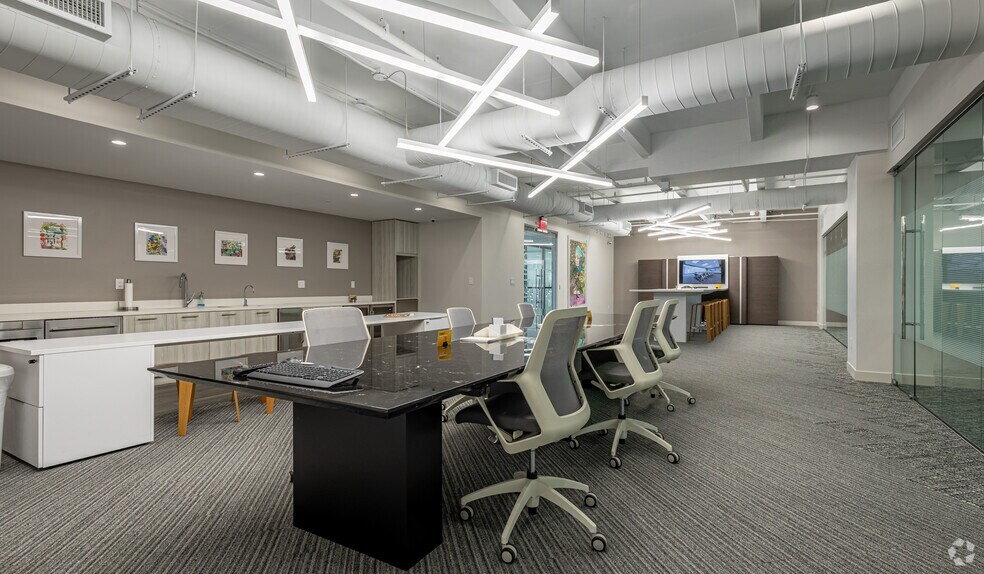 More Photos Of 2600 S Douglas Rd, Coral Gables Medical For Lease