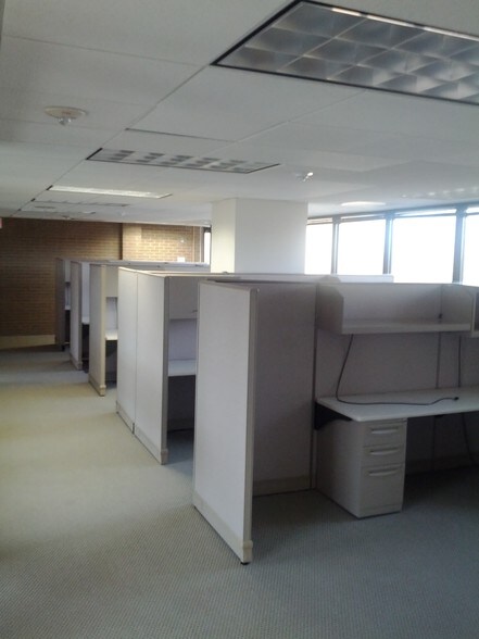 More Photos Of 1920 Association Dr, Reston Office For Lease