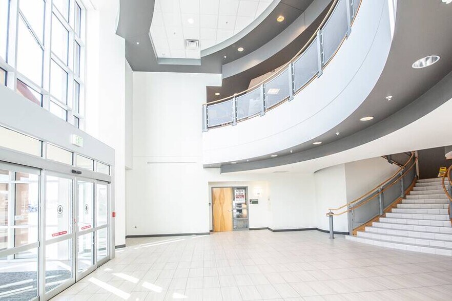 More Photos Of 1551 Professional Ln, Longmont Medical For Lease