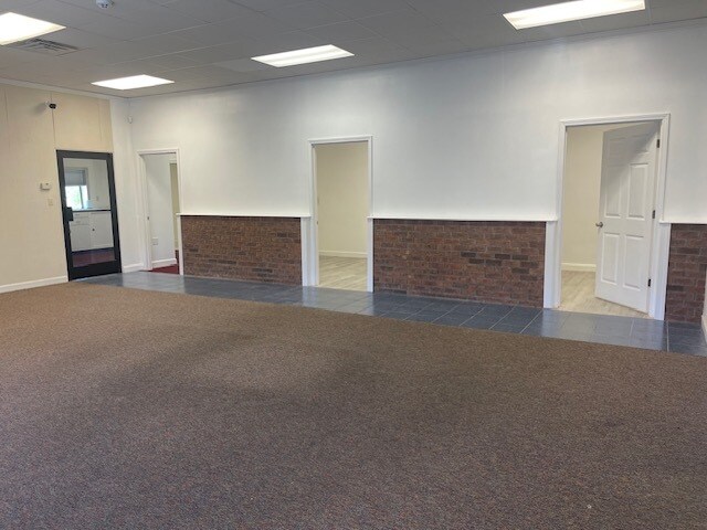 More Photos Of 115 Main St, Roxobel Bank For Sale