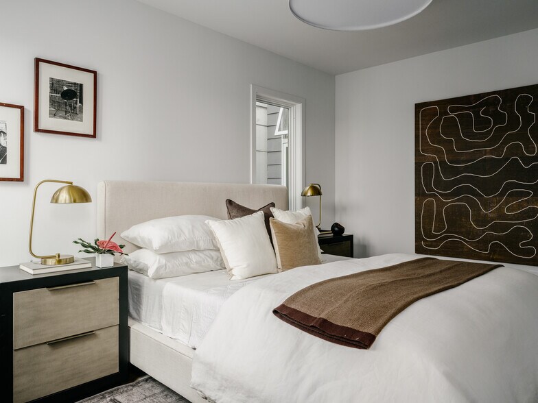 More Photos Of 1126 Sanchez St, San Francisco Apartments For Sale